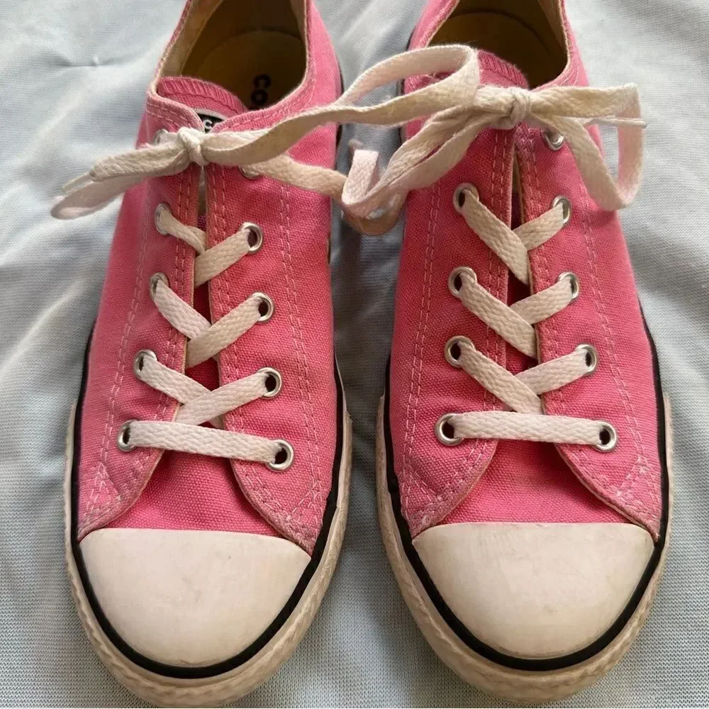 Converse all star kids pink shoes size 3
